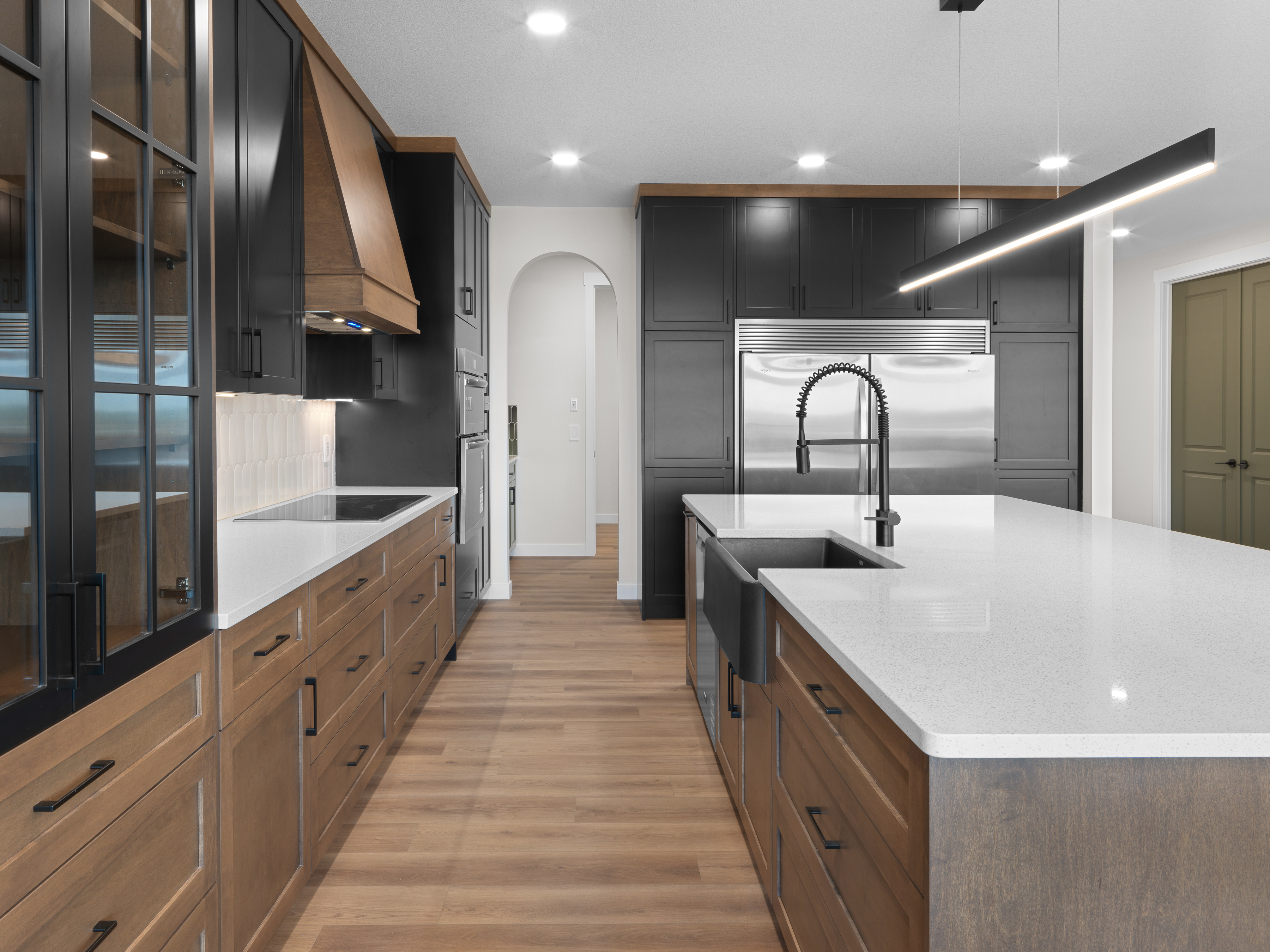 Kitchen in 289 Jensen Lakes Blvd in St. Albert with homes for sale by Holland and Associates Real Estate.